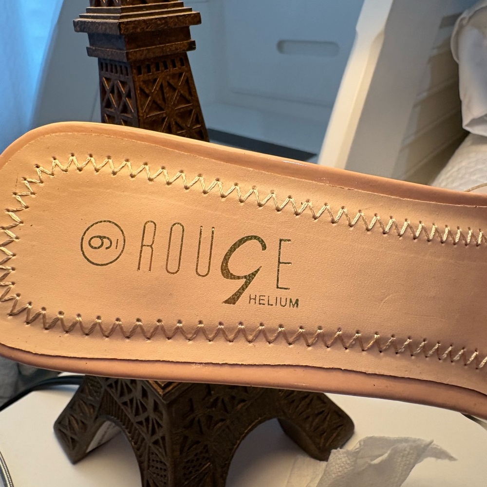 Rouge Helium Blush Mules with Transparent Straps - Picture 3 of 3